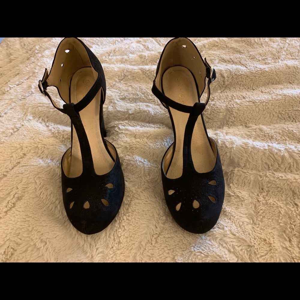 Black suede t strap heels